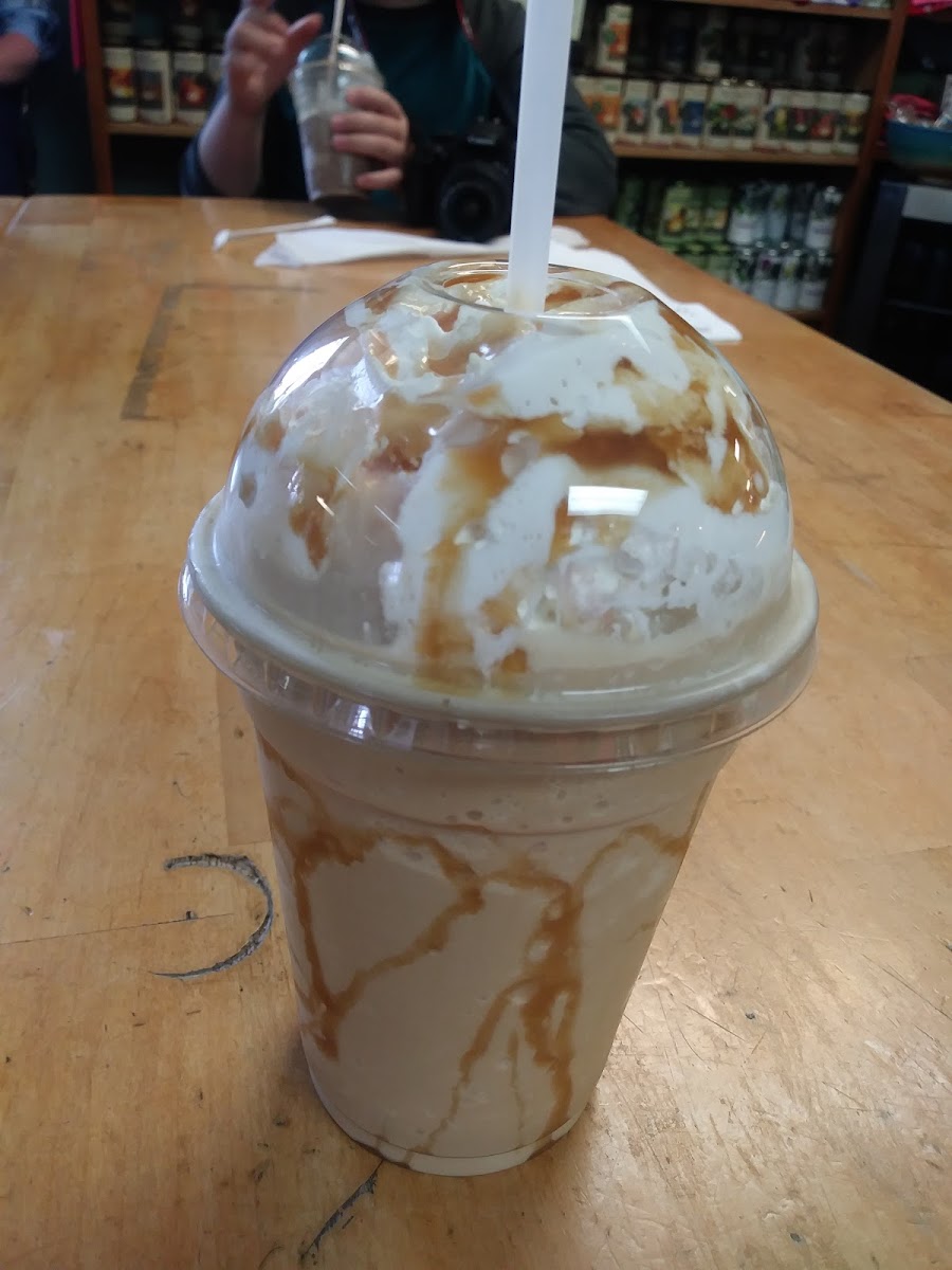 Uglie Mugs Coffee House-3
